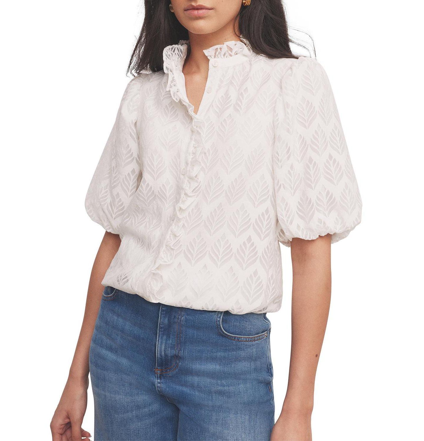 Женская блузка Mint Velvet Short Puff Sleeve Jacquard Ruffle-Trim, цвет: Белый — фото 1