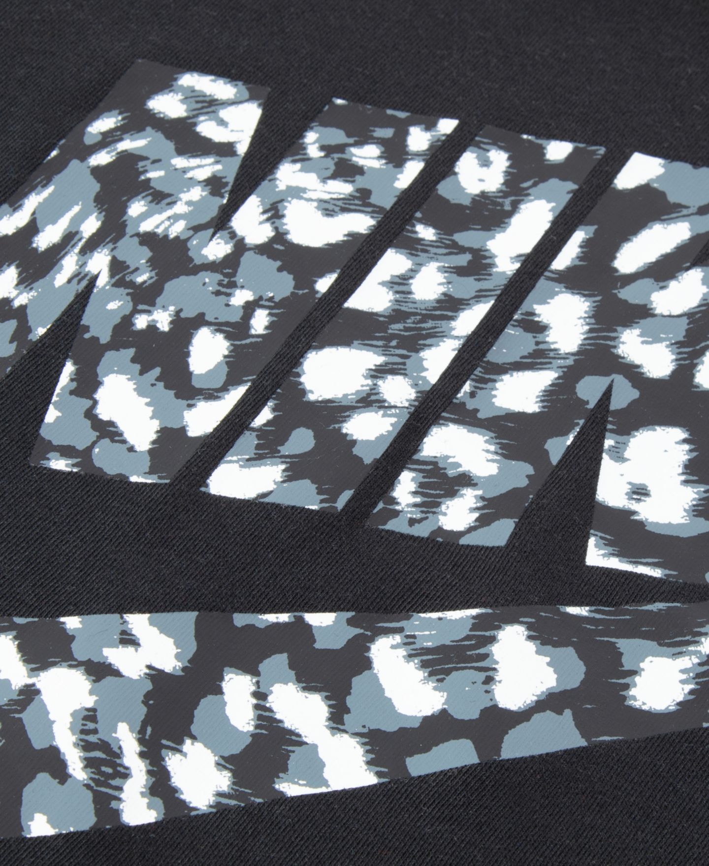 Футболка Nike Animal Short-Sleeve T-Shirt для девочек, цвет: Чёрный — фото 3