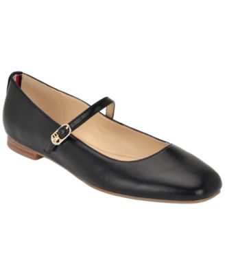 Women's Savoyn Mary Jane Flats
