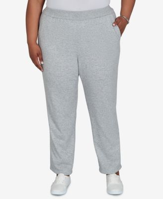 Plus Size Pull-On Elastic Waist Mid-Rise Denim Pants