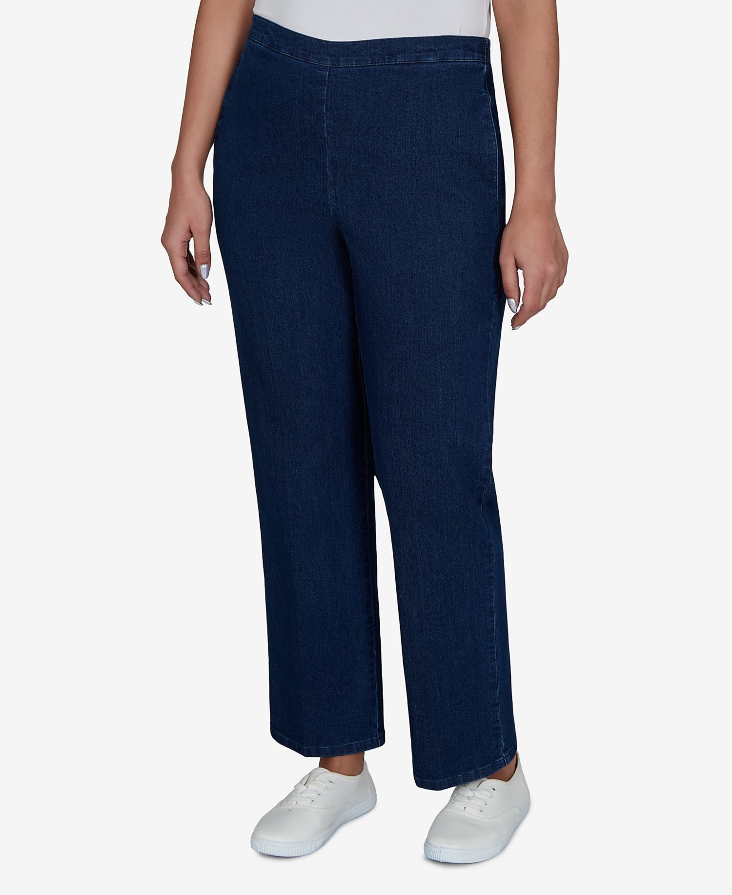 Petite Pull-On Straight Denim Pants