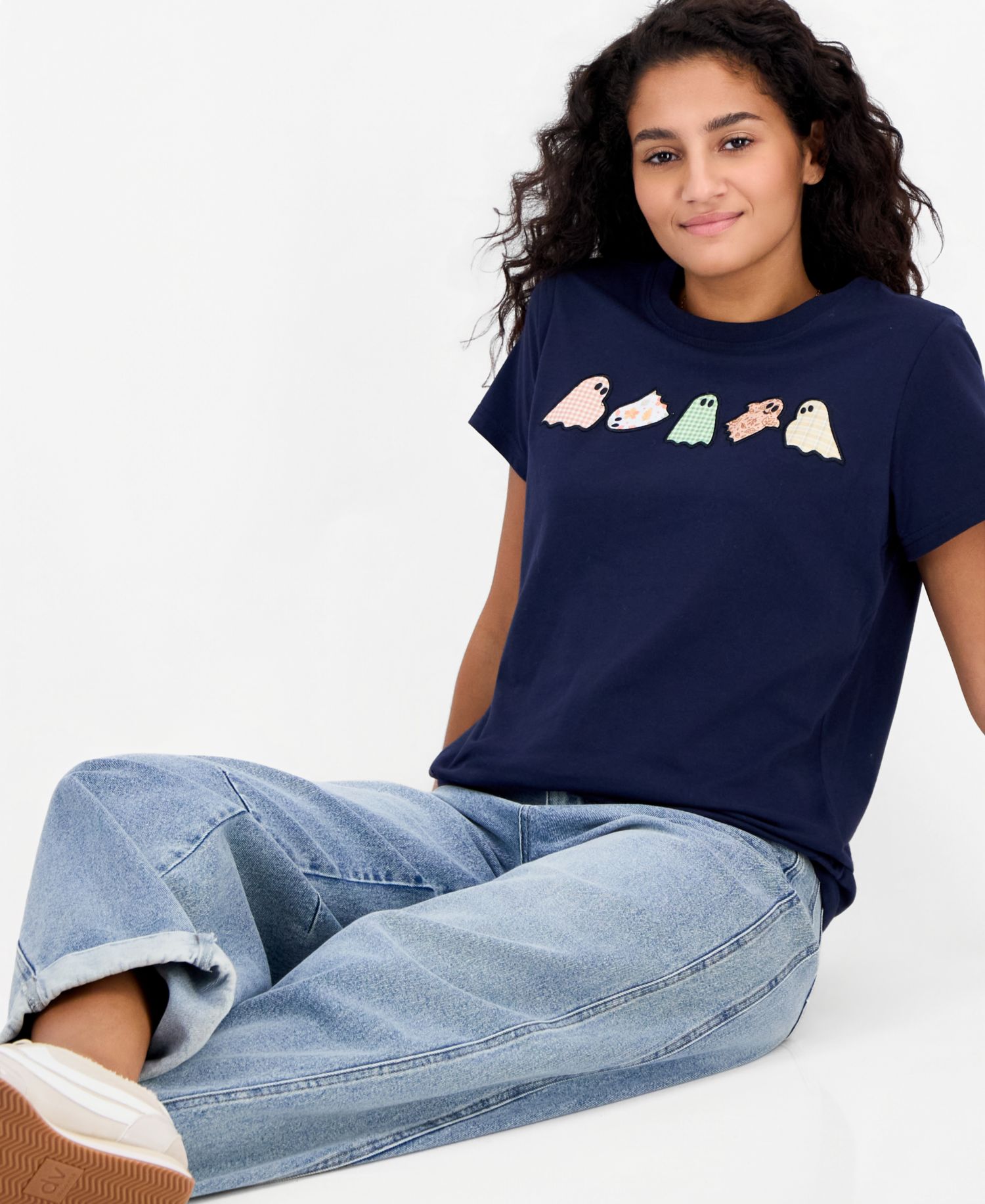 Juniors' Ghost Applique T-Shirt