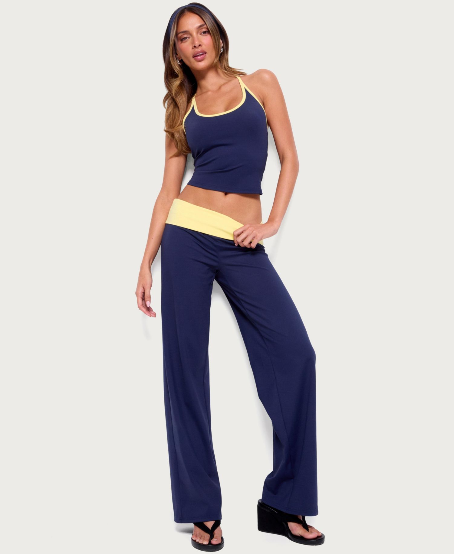 Women's Dayna Contrast Low-Rise Foldover Straight-Leg Pants