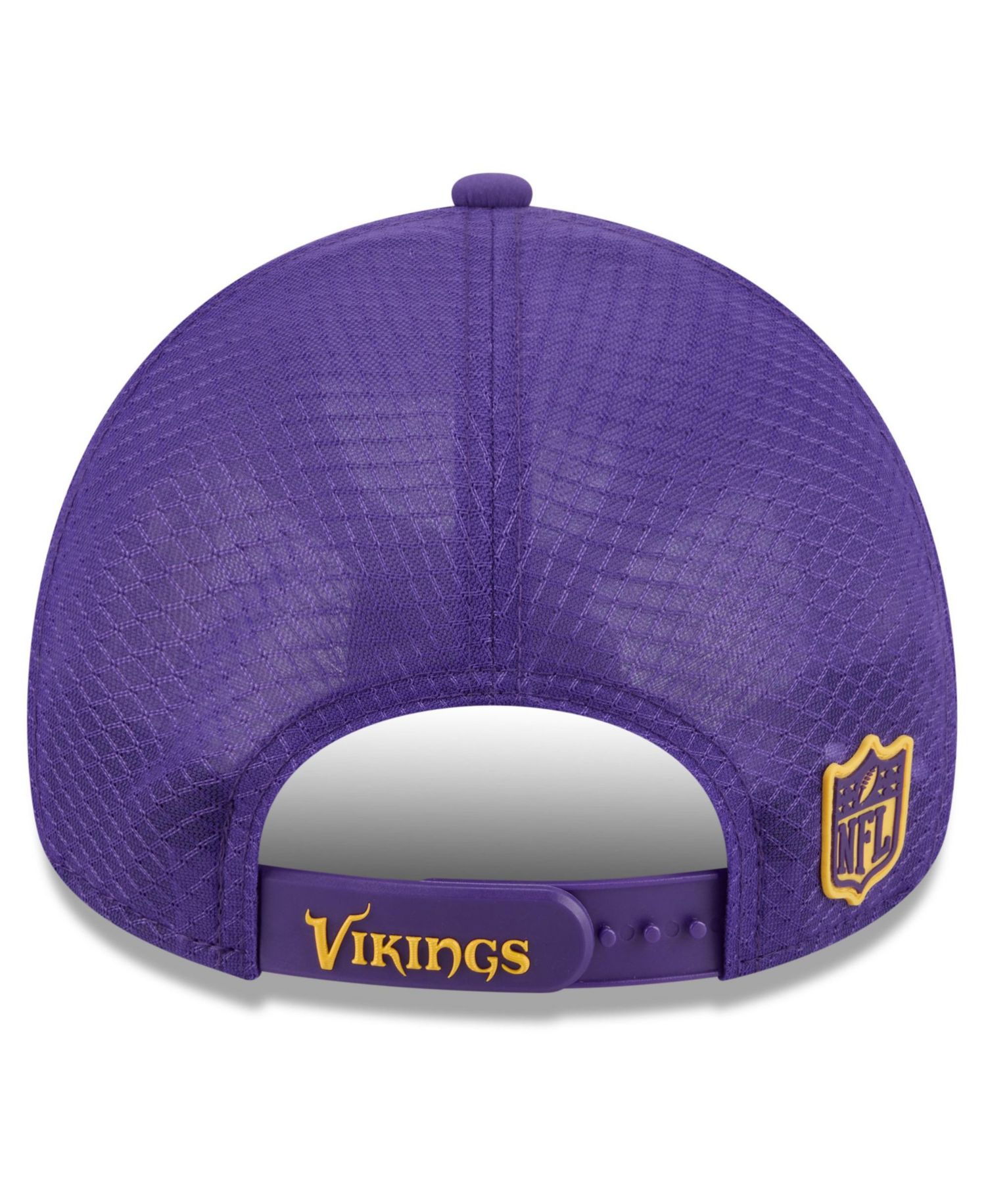 Men's Purple Minnesota Vikings 2026 Sideline Apex 9FORTY Adjustable Trucker Hat