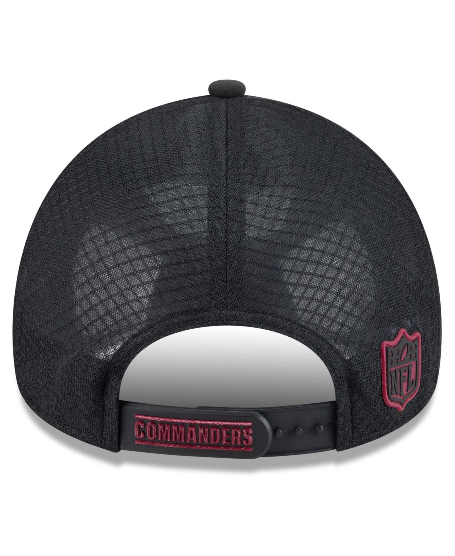 Men's Black Washington Commanders 2026 Sideline Apex 9FORTY Adjustable Trucker Hat