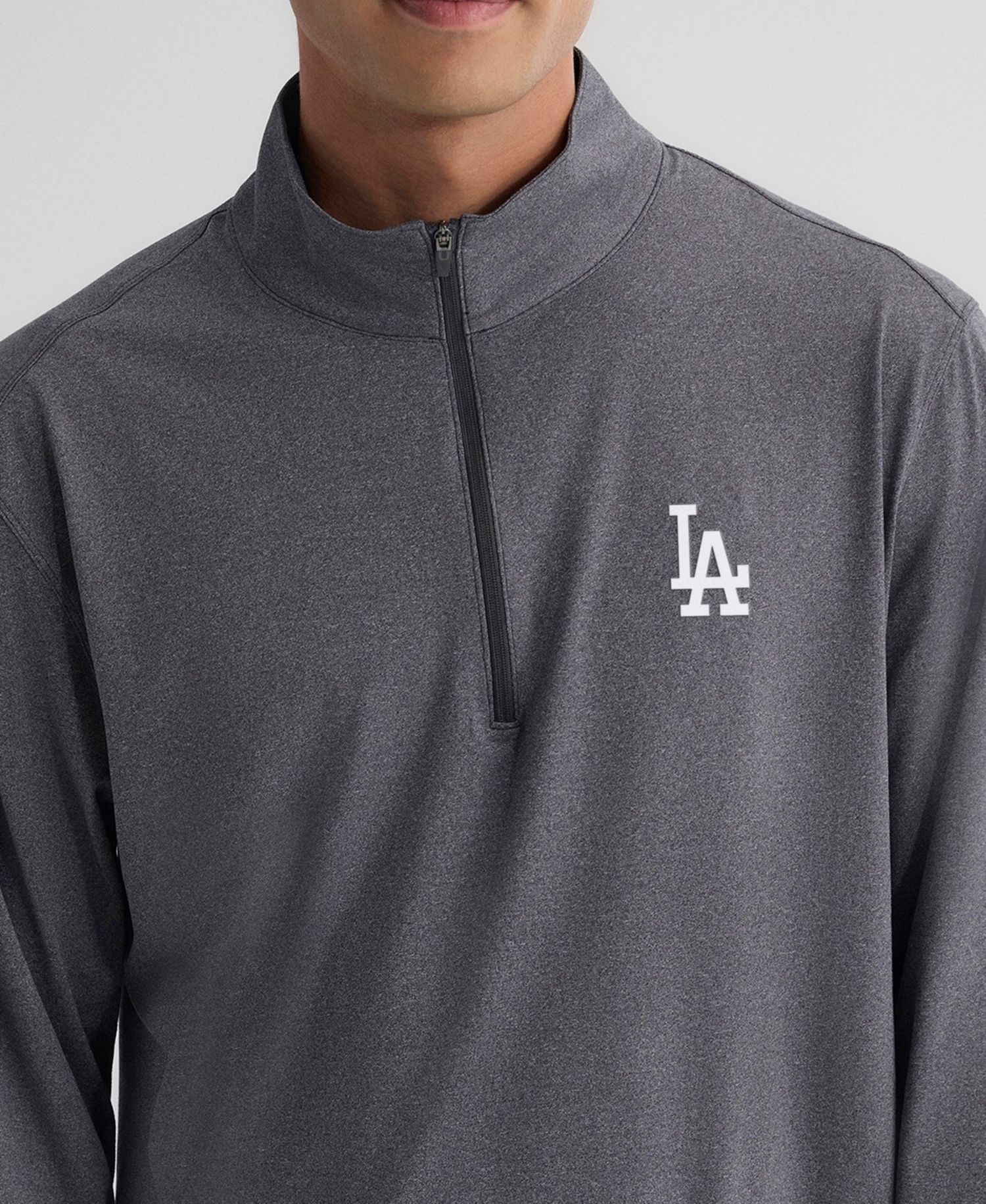 Men's Charcoal Los Angeles Dodgers Clutch Quarter-Zip Pullover Sweatshirt