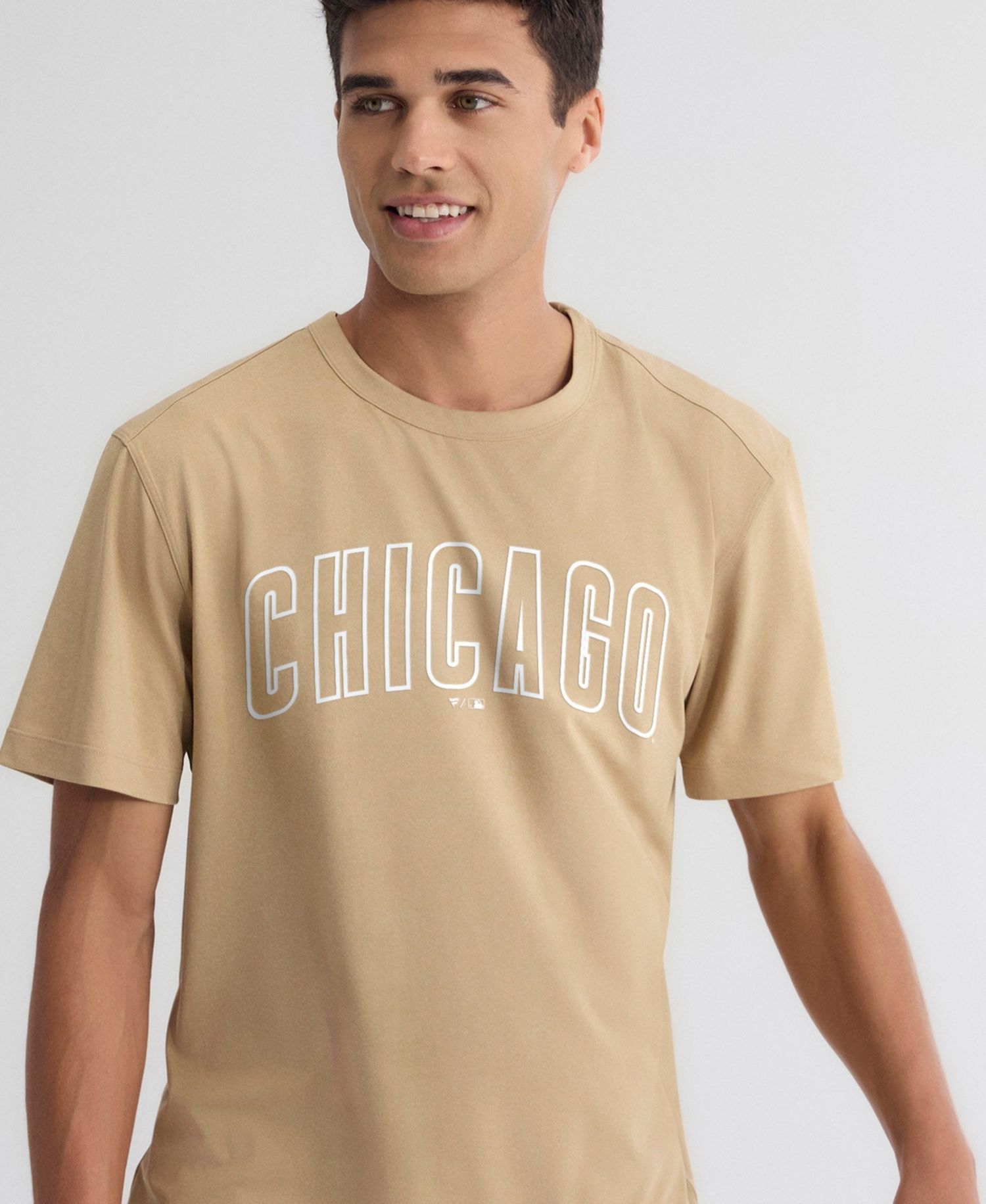 Men's Khaki Chicago Cubs Clutch Winning Edge T-Shirt