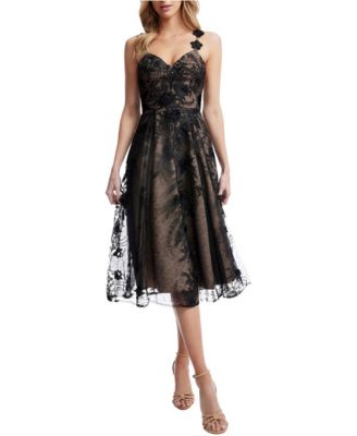 Women's Maren Sweetheart Neck 3D Floral Lace Midi Dress