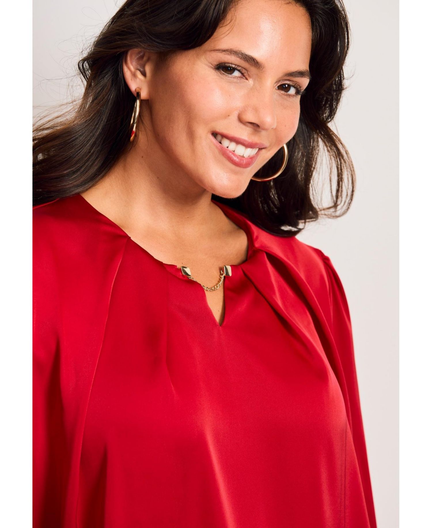 Women's Plus Size Chain Detail Satin Top