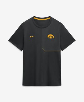 Men's Iowa Hawkeyes 2026 Sideline Dri-FIT Coaches T-Shirt