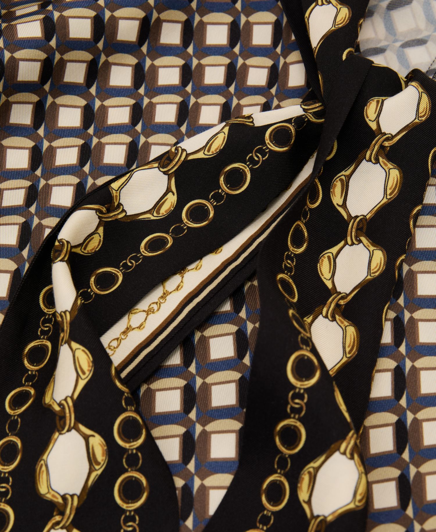 Women's Carmine Long-Sleeve Scarf-Print Tie-Neck Blouse