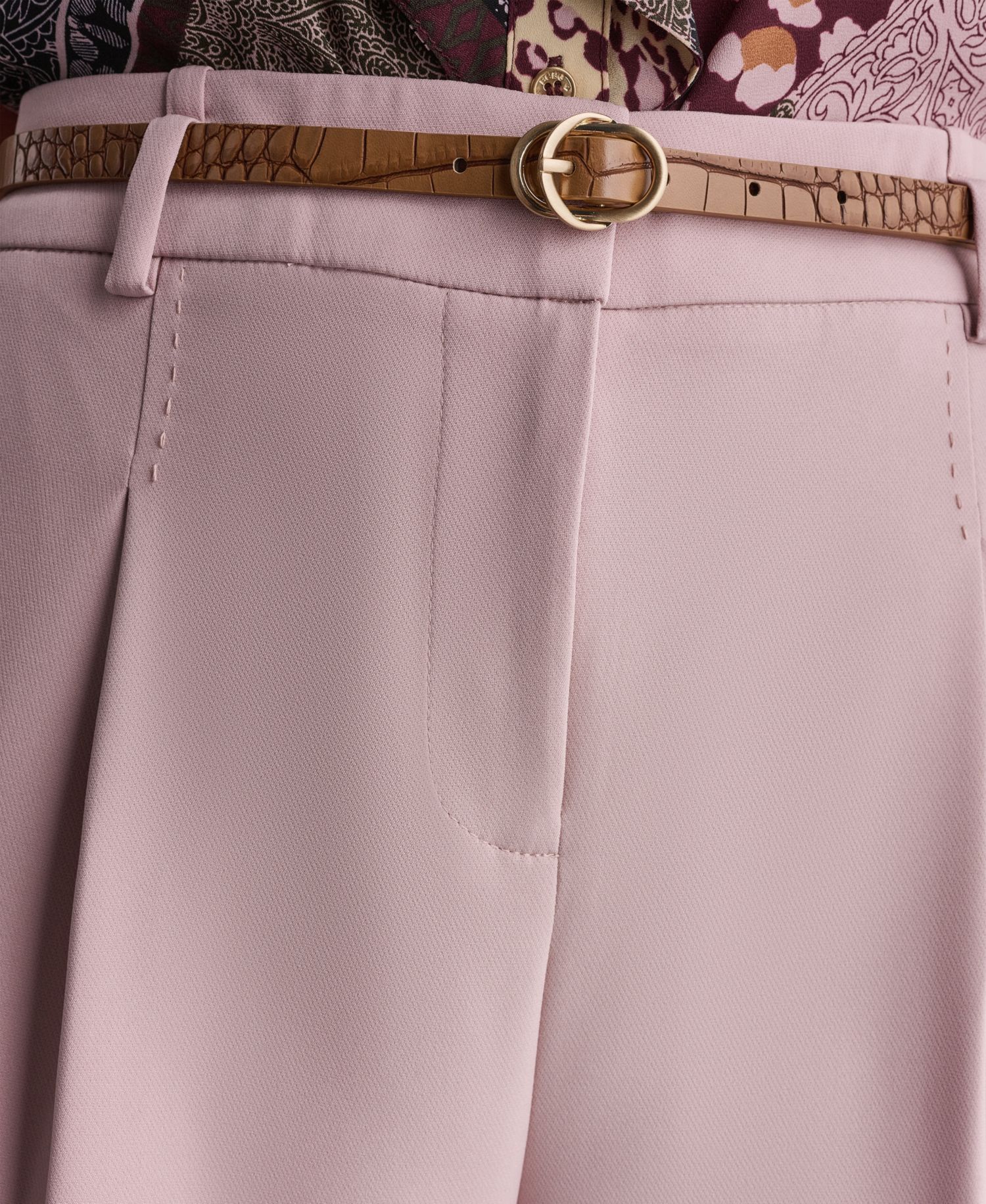 Women's Pleated Wide-Leg Pants