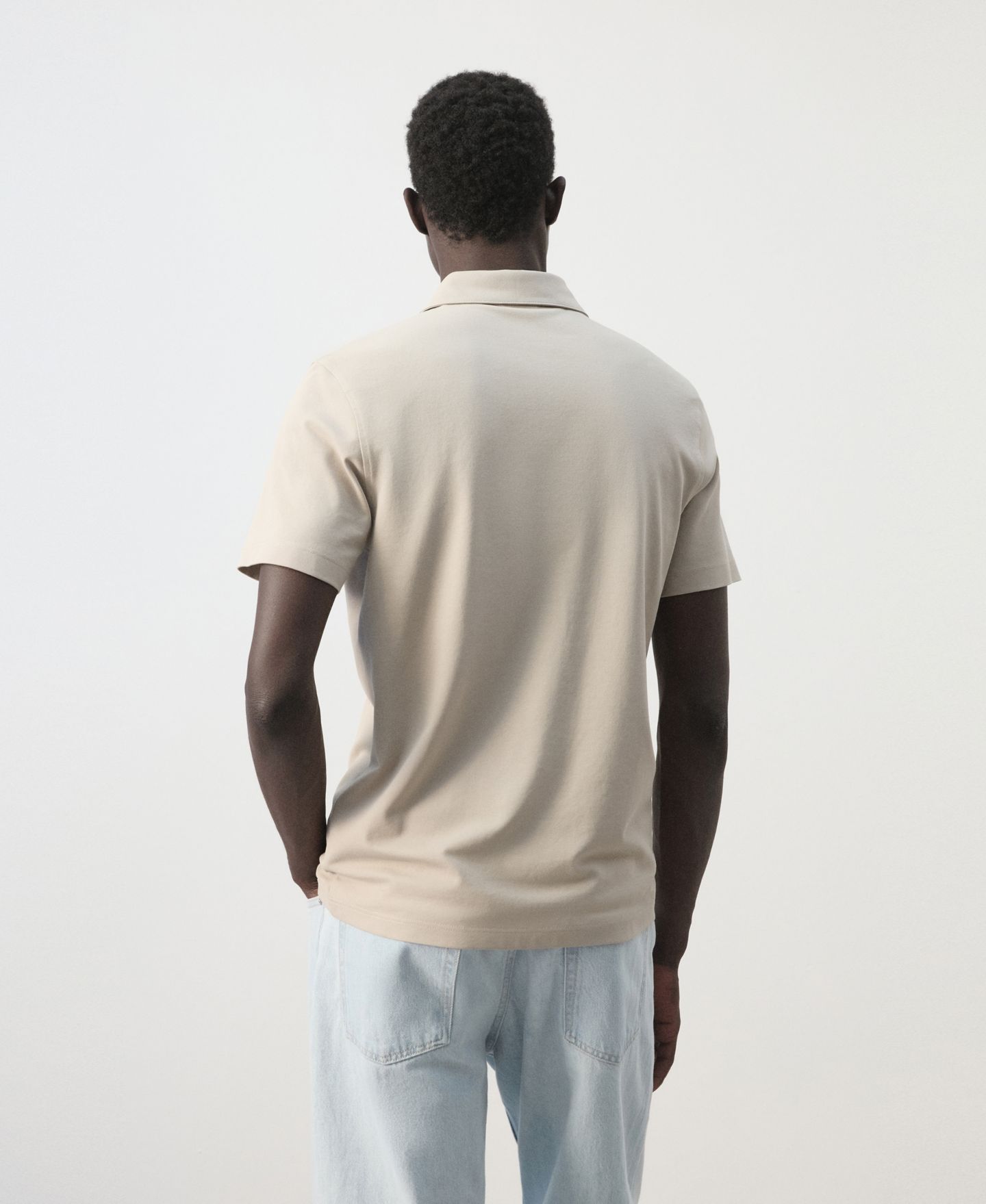 Мужское поло MANGO Slim-Fit Pique Polo Shirt, цвет: Слоновая кость белый — фото 2