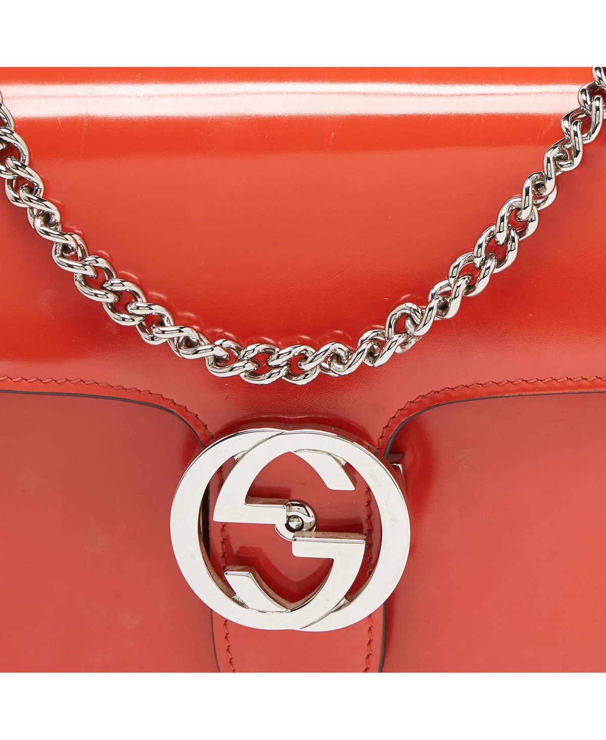 Pre-Owned Gucci Small Interlocking G Patent Leather Crossbody Bag