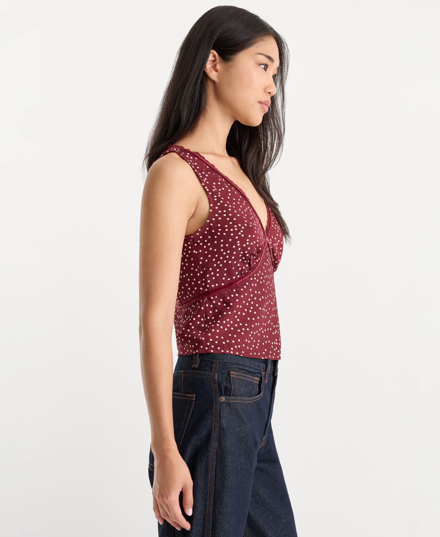 Женский топ Good American Polka-Dot Lace-Trim Sleeveless, цвет: Ягодный чёрный с принтом — фото 3