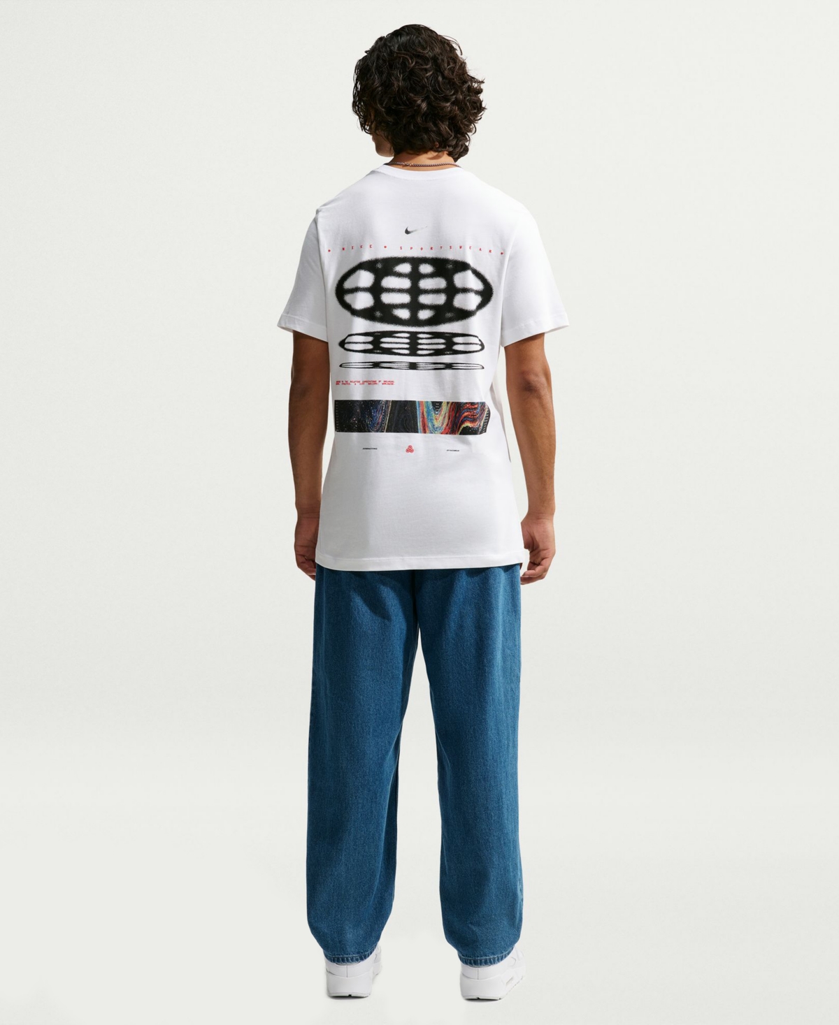 Nike Men's Sportswear Graphic Crewneck T-Shirt