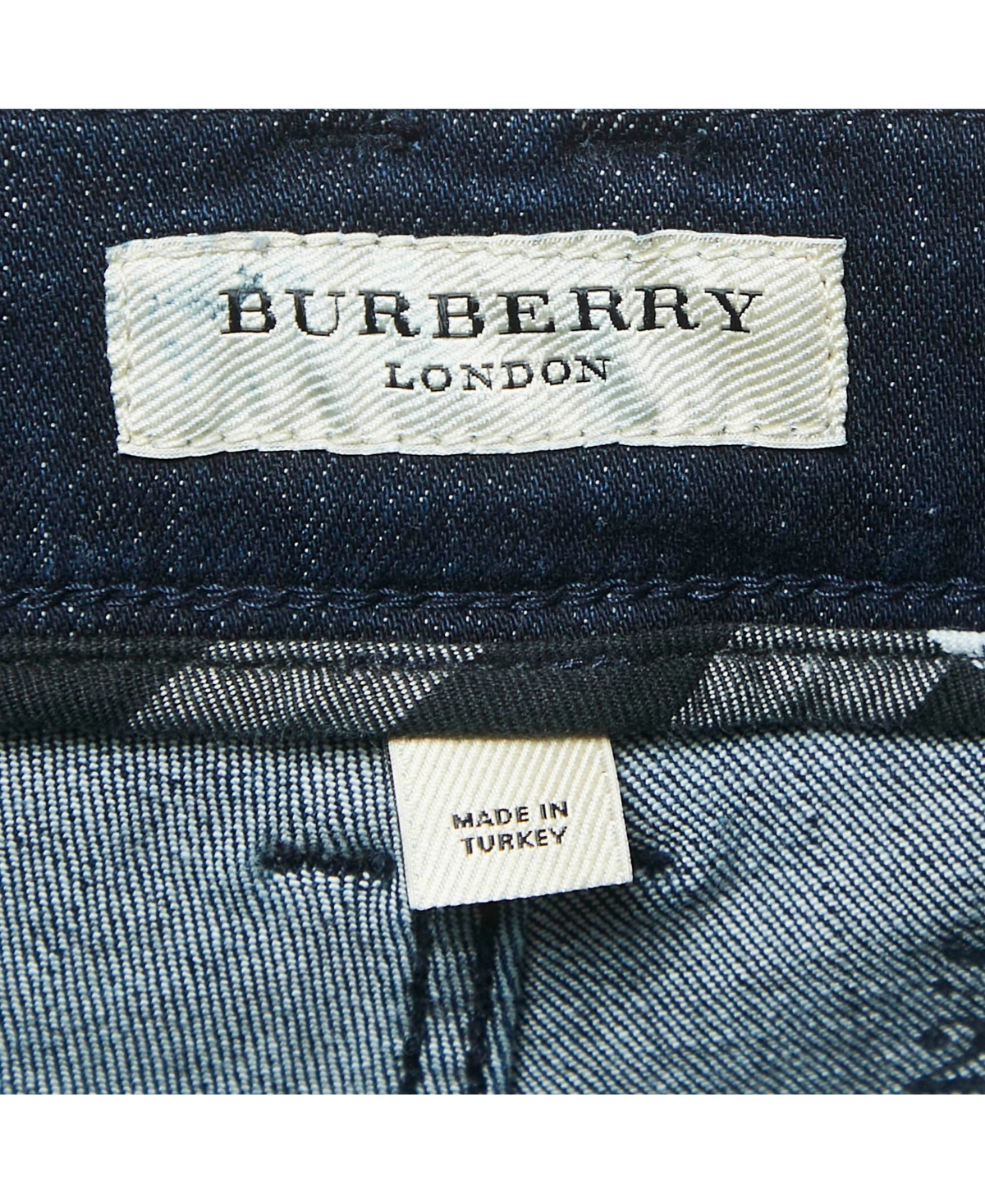 Pre-Owned Burberry Women's Cannington Mid-Rise Skinny Dark-Rinse Jeans