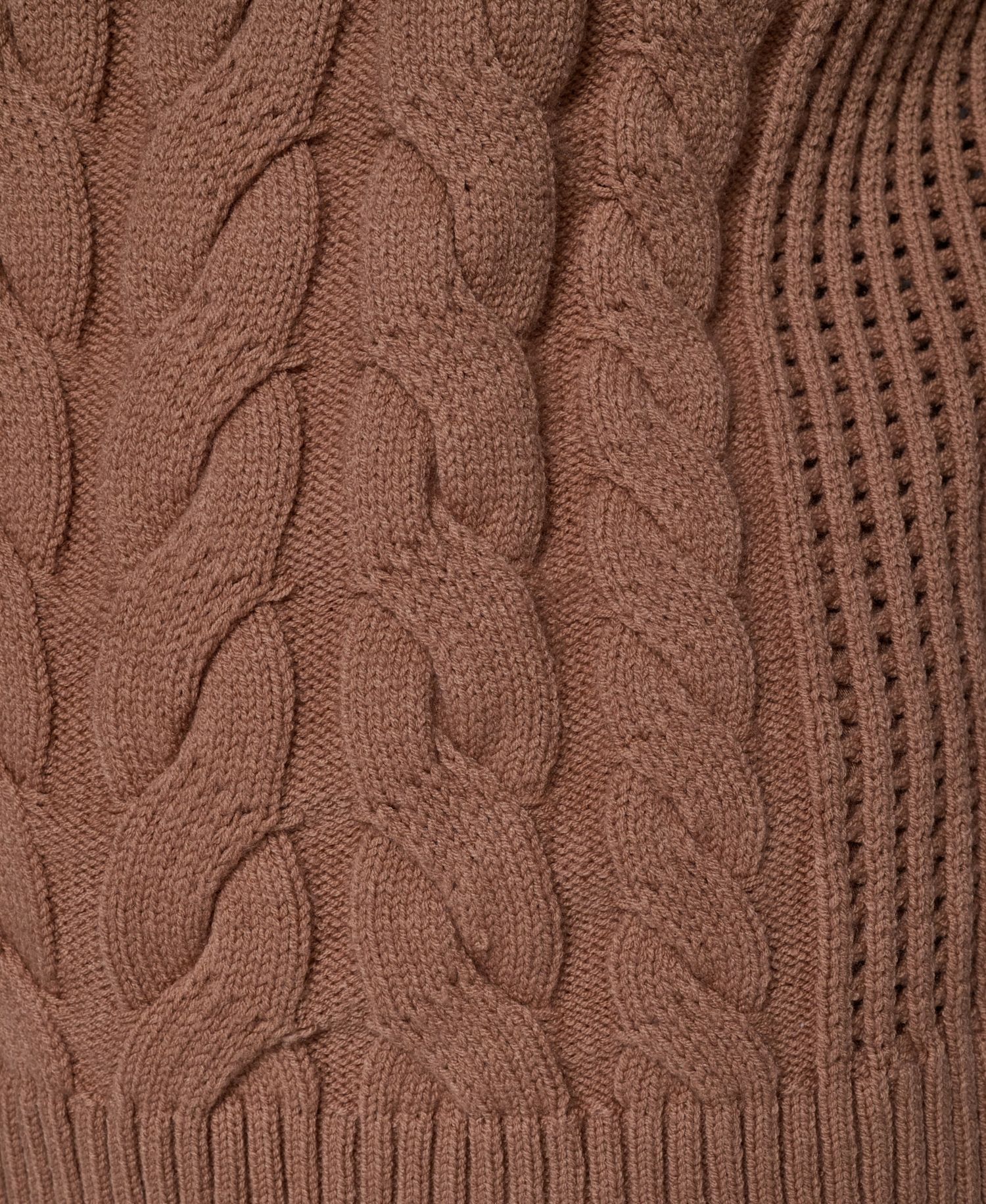 Women's Sleeveless Cable-Knit Boxy Sweater Vest