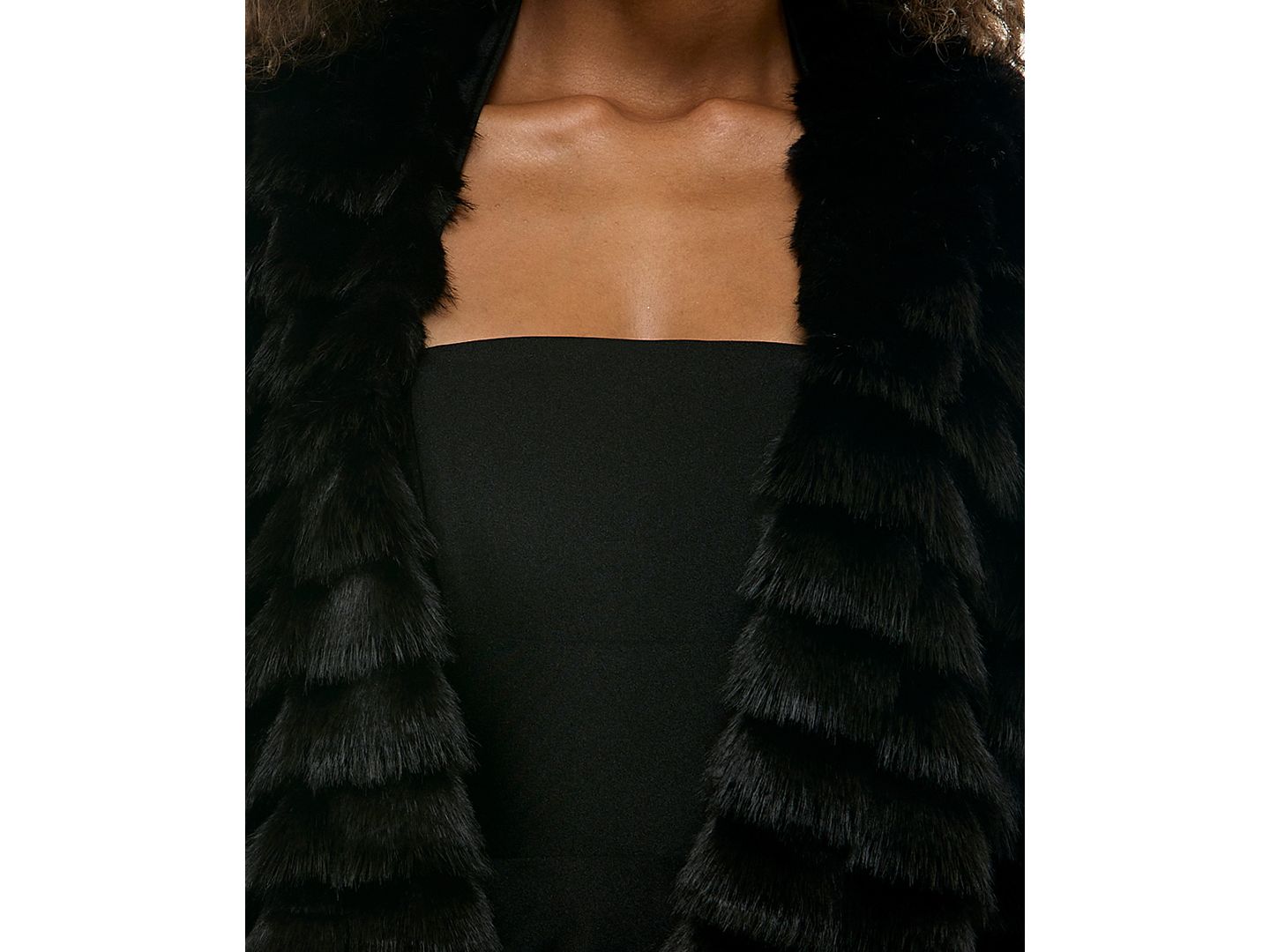 Женская куртка SENI & CADE Juniors' Tiered Cropped Faux Fur Shawl, цвет: Чёрный — фото 6