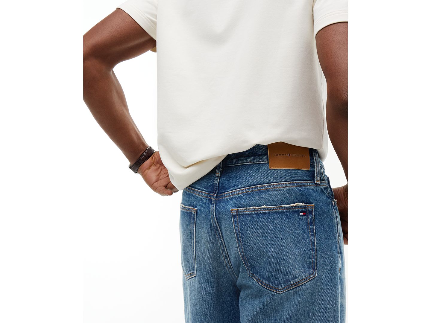Мужские джинсы Tommy Hilfiger River Relaxed-Fit Medium-Wash, цвет: Синий — фото 3