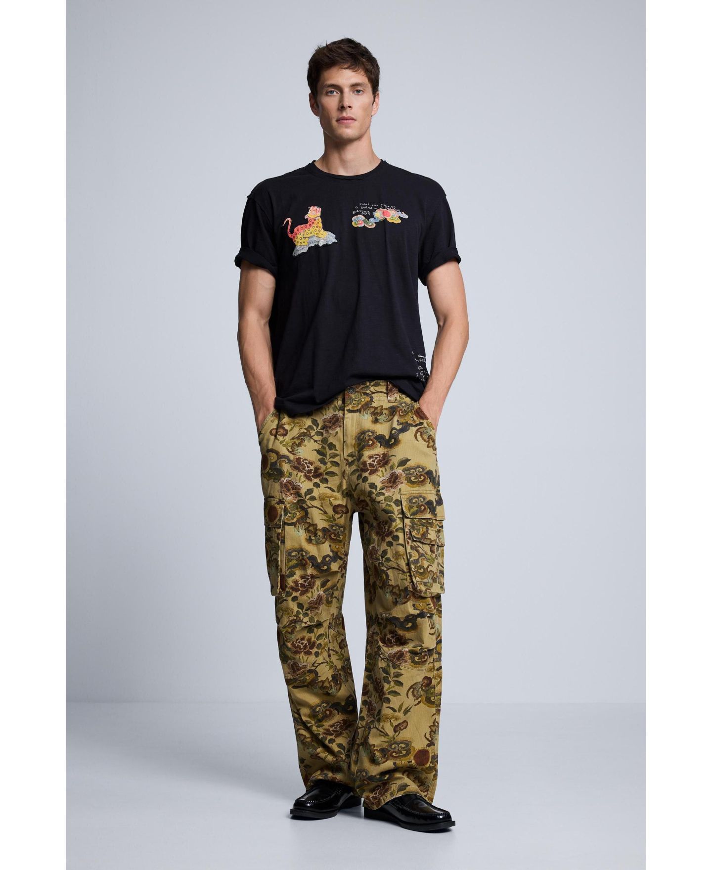 Мужская футболка Desigual Graphic Crew Neck, цвет: Чёрный — фото 5