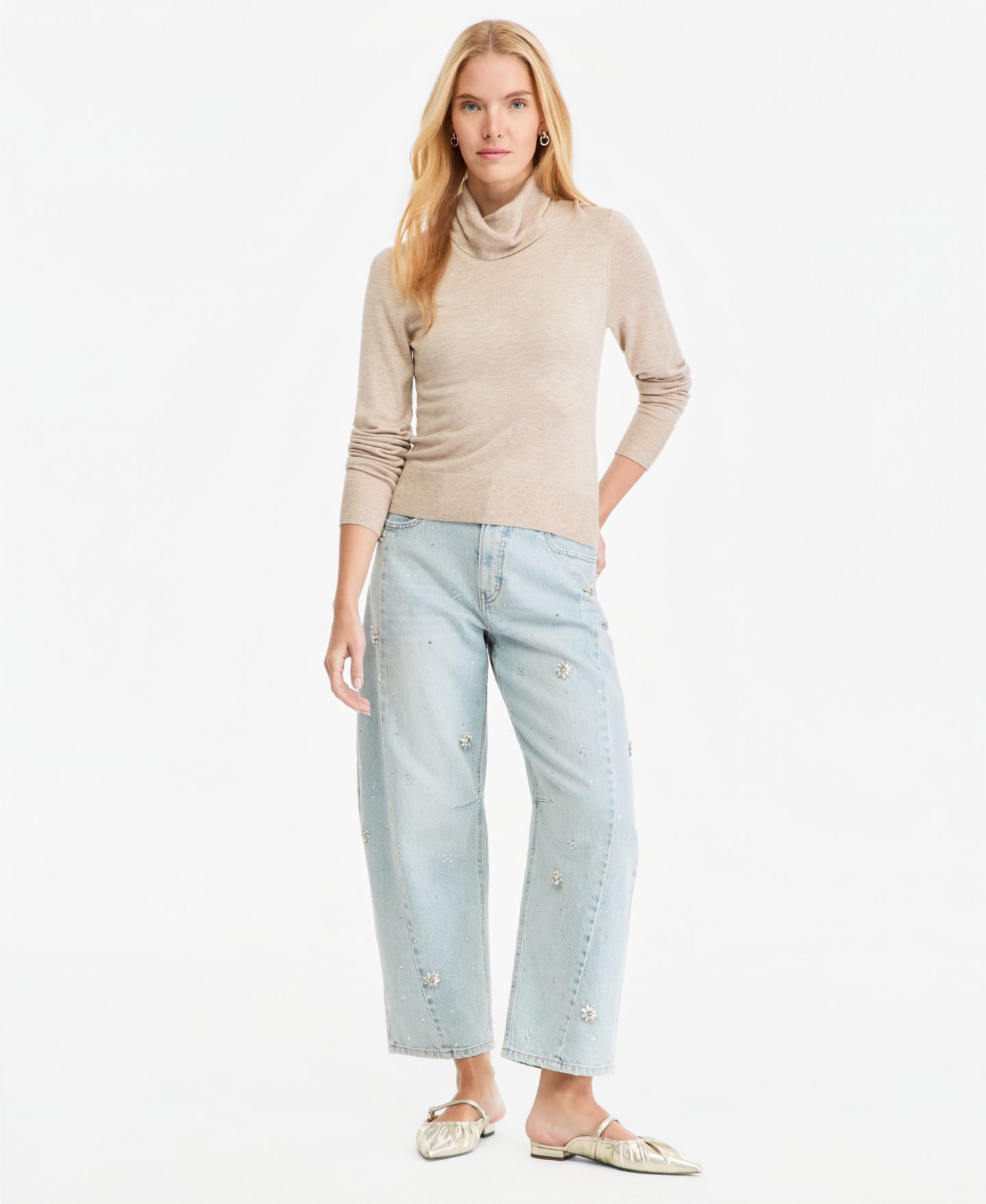 Женский свитер On 34th Fitted Featherweight Turtleneck, цвет: Миндальный кремовый меланжевый — фото 3