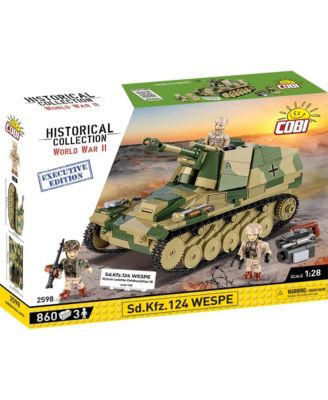 Historical Collection WWII Sd.Kfz. 124 Wespe Tank Executive Edition 860-Piece Building Set, Ages 9+