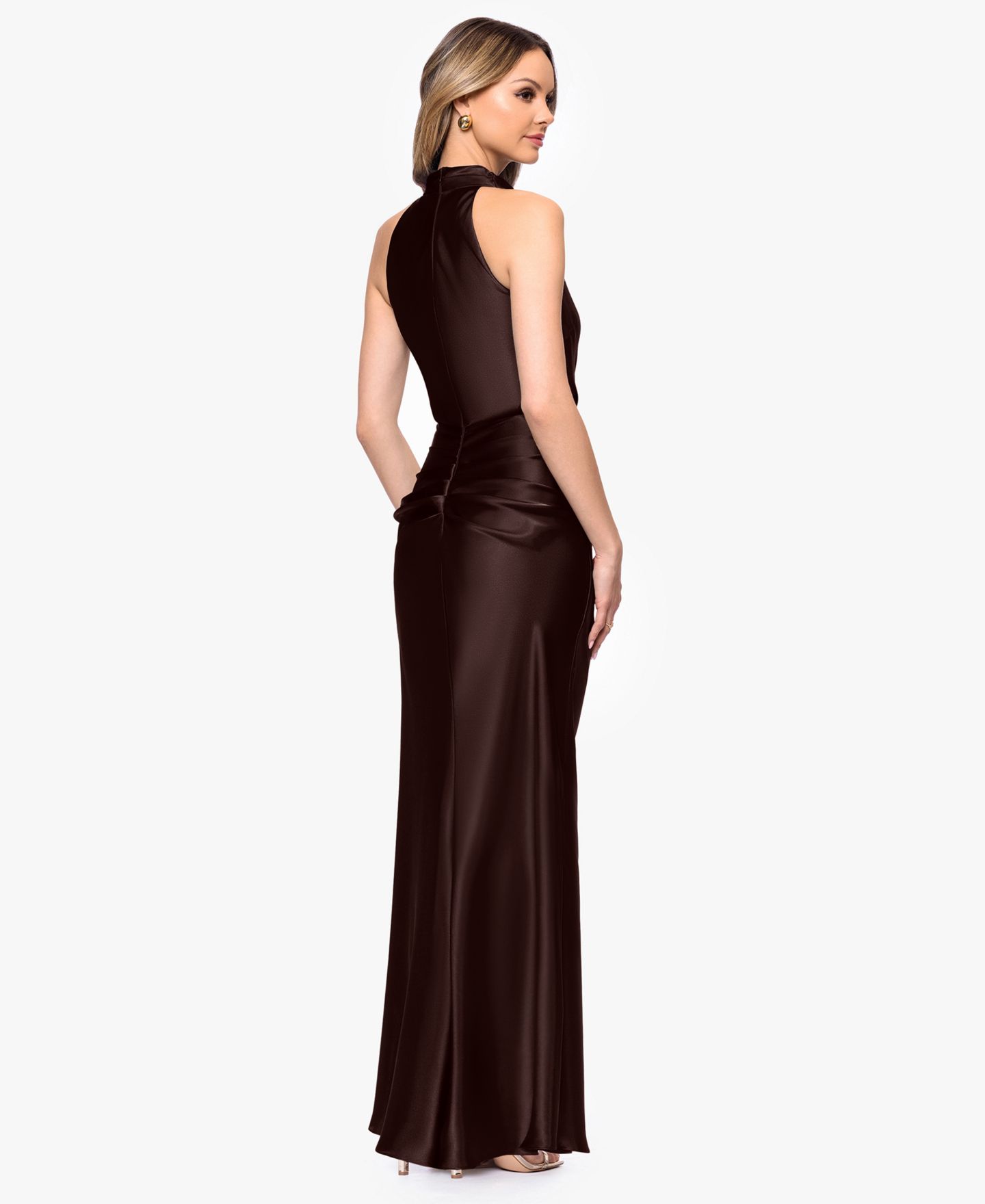 Женское платье Betsy & Adam Petite Cowl Neck Ruched Satin Gown, цвет: Коричневый — фото 2