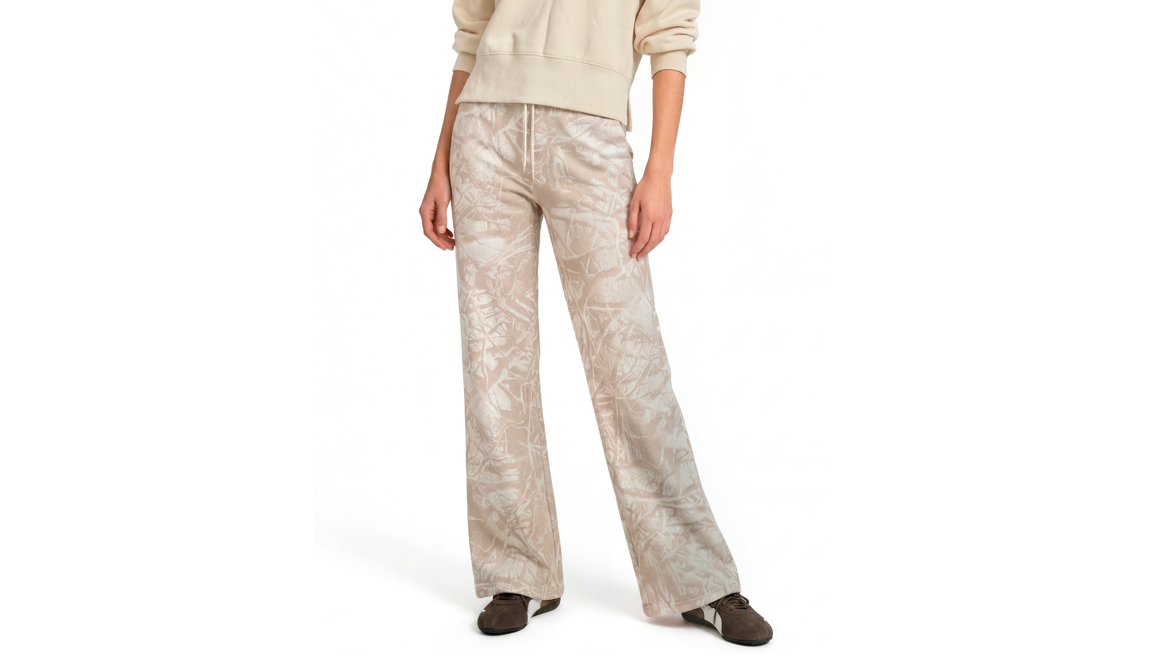 Puma Women's Ess Camo Wide-Leg Fleece Sweatpants