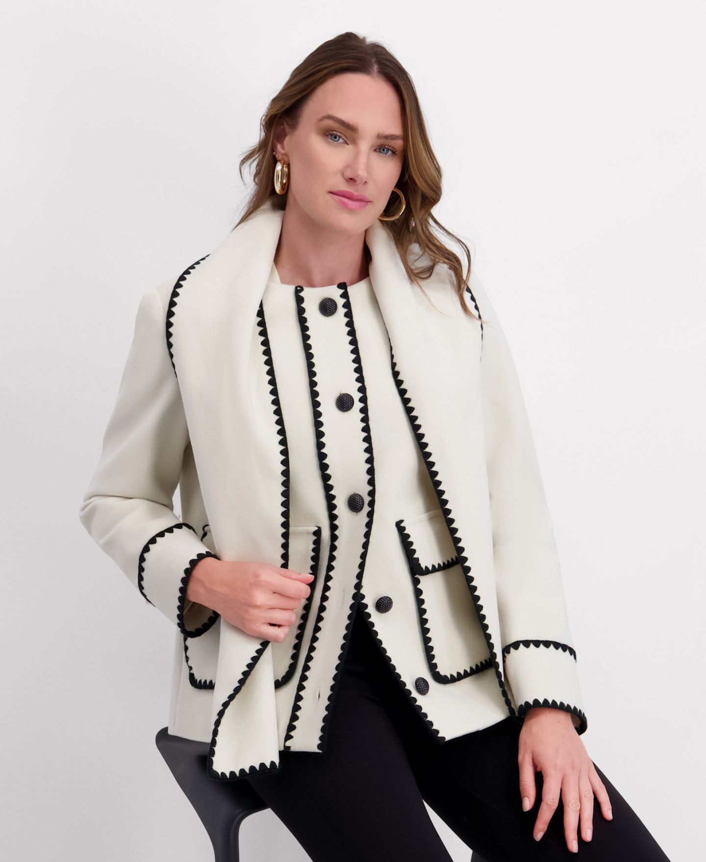 Женская куртка Kensie Scarf Collar Faux Wool Jacket with Whipstitch Detail, цвет: Чёрный / Белый — фото 7