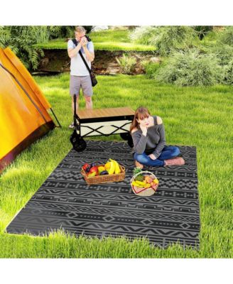 Reversible Outdoor Camping Rug, Geometric Pattern, Foldable Polypropylene Mat, 71.7" x 107.9"