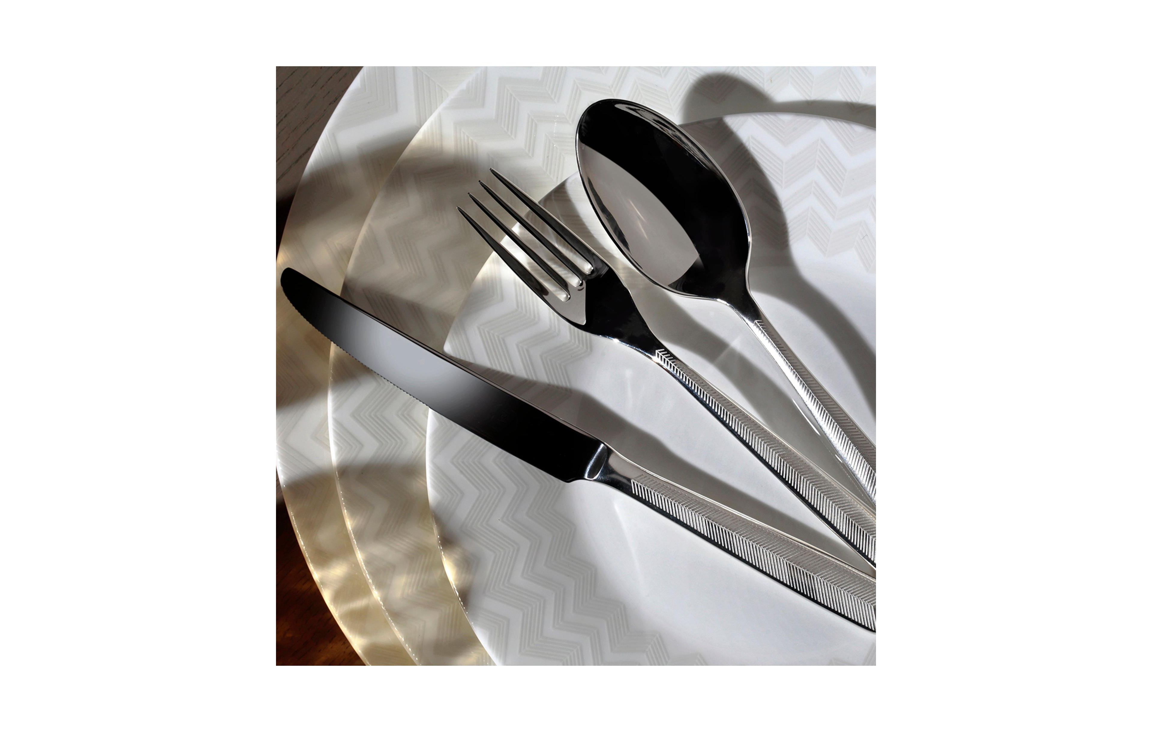 Missoni Dessert Forks Zig Zag Set of 6, L 8.35" x W 2.64" x H 1.85"