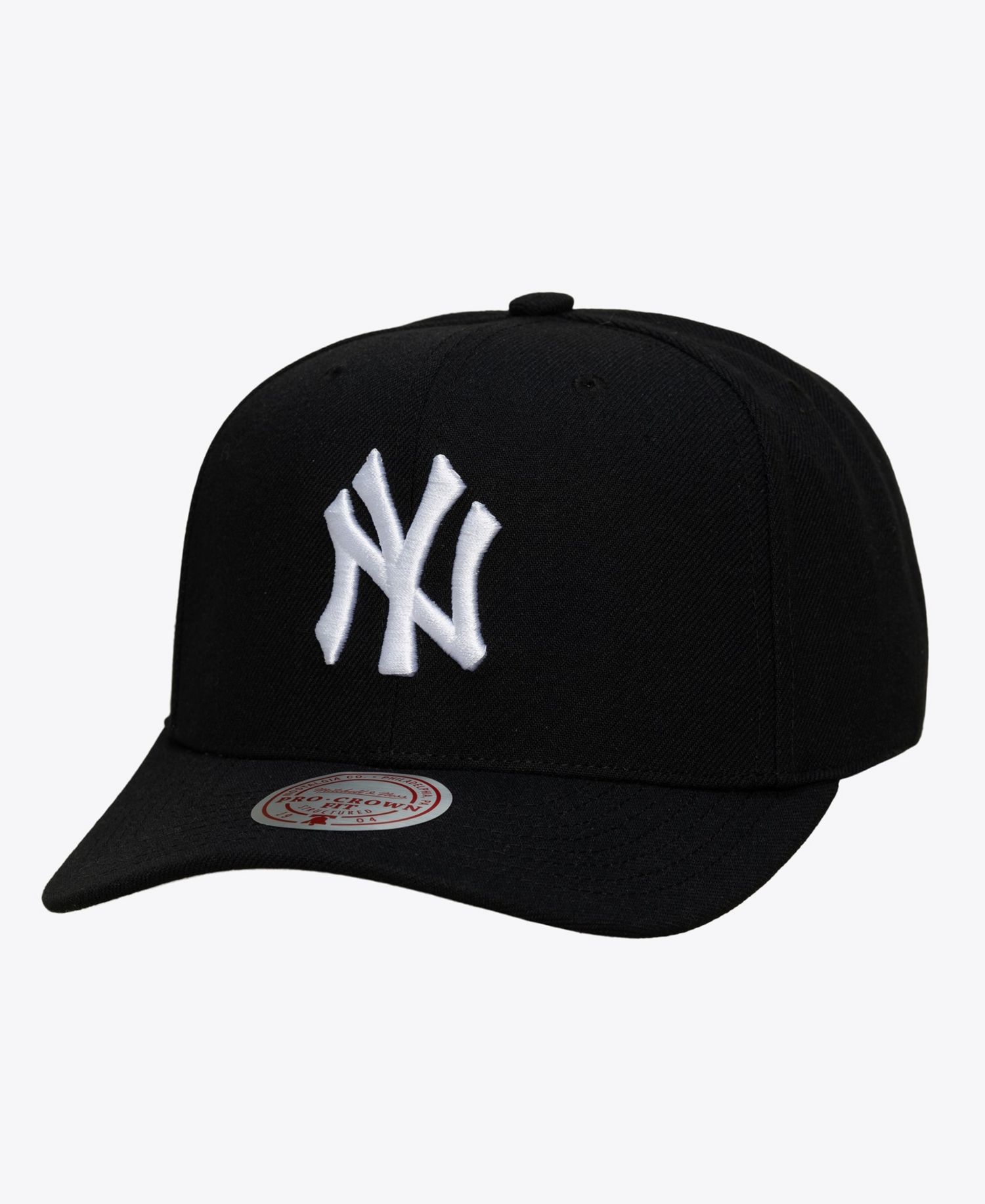 Men's Black New York Yankees Black and White Pro Crown Snapback