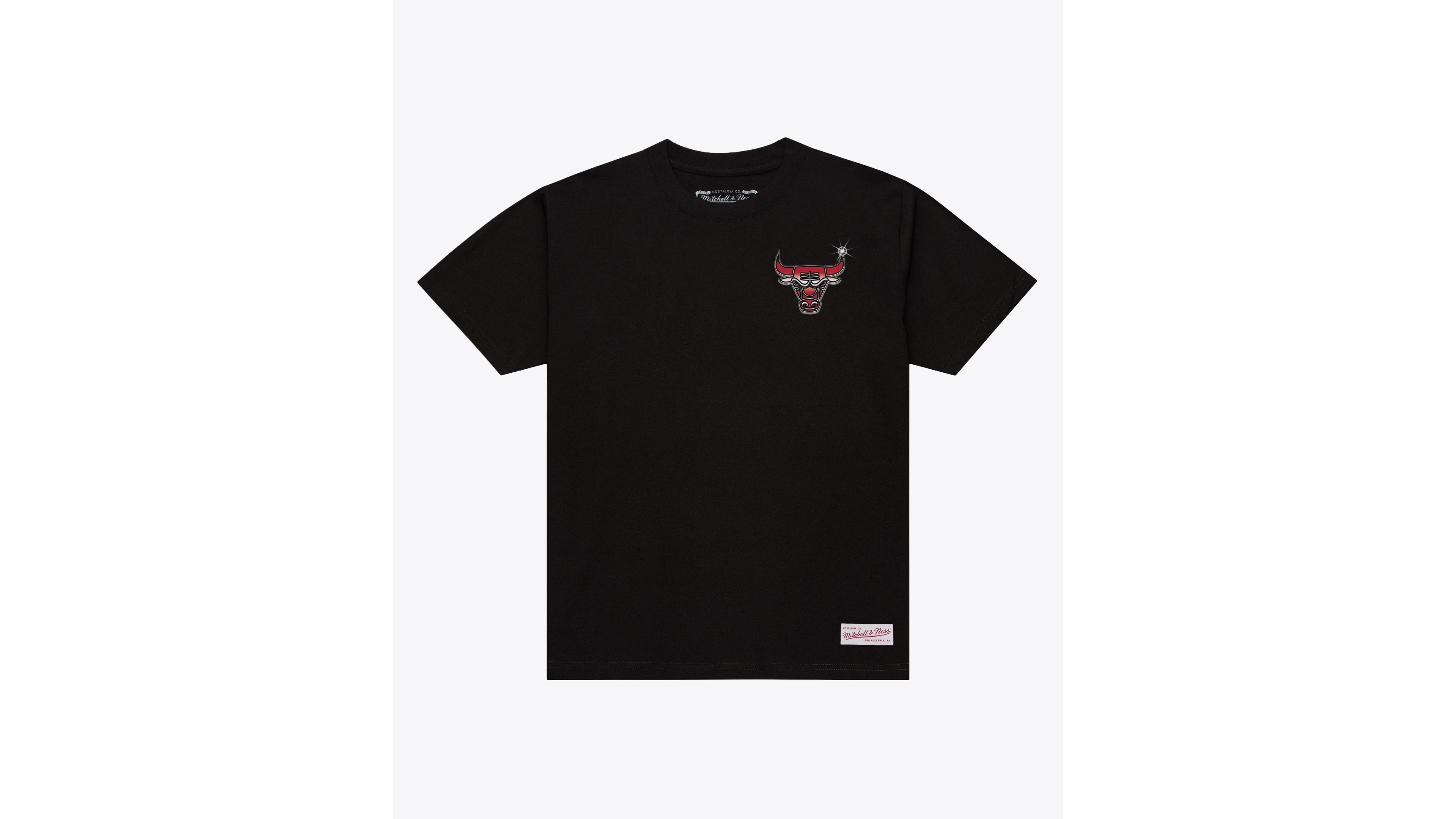 Mitchell & Ness Men's Chicago Bulls Airbrush T-Shirt