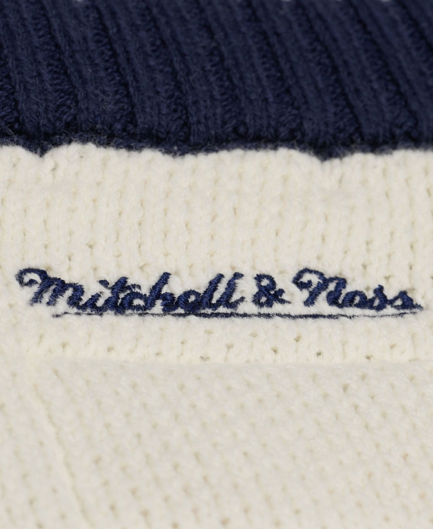 Women's Cream/Navy Chicago Bears Retro Roots V-Neck Sweater