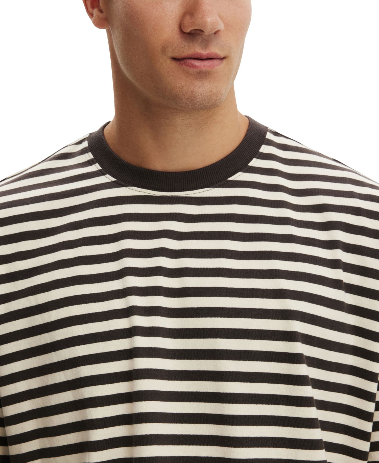 Men's Cropped Modern-Fit T-Shirt
