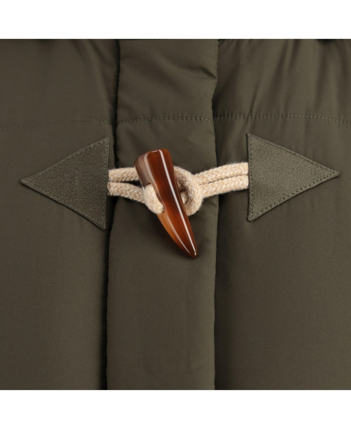 Женский жилет Legendary Whitetails Quilted Toggle Hooded Puffer, цвет: Армейский — фото 5