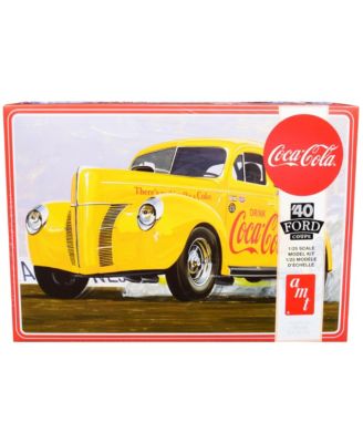 1/25 Scale Coca-Cola 1940 Ford Coupe Skill 3 Model Kit