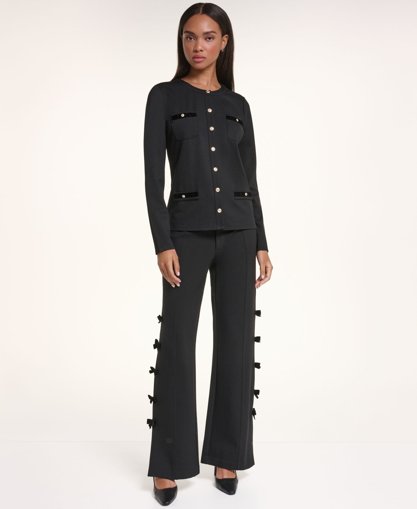 Женские брюки KARL LAGERFELD PARIS Petite Soft Set Bow Bottom Wide-Leg Velvet, цвет: Чёрный — фото 7