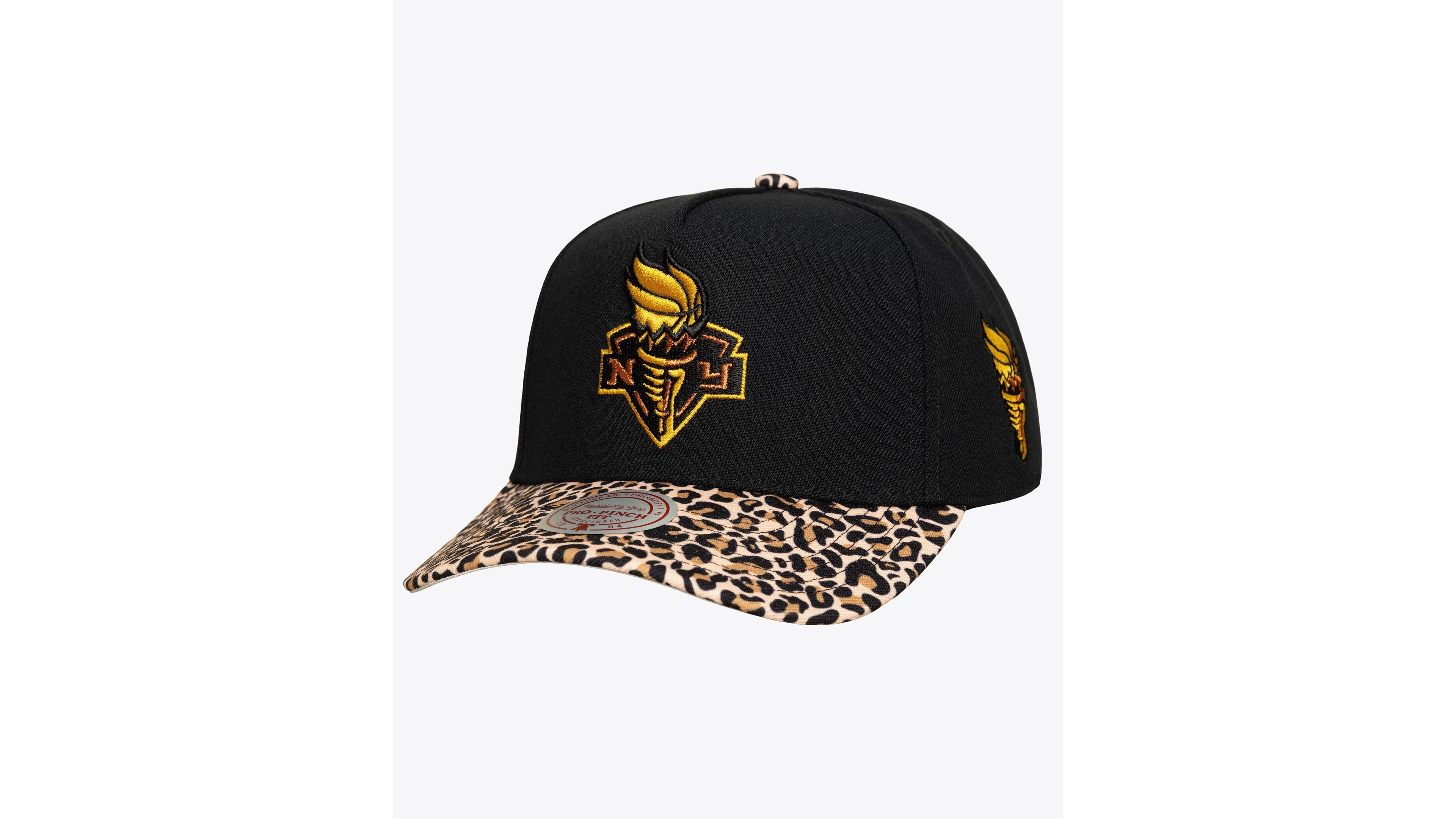 Mitchell & Ness New York Liberty Cheetah-Print Structured Pro Pinch Snapback Cap