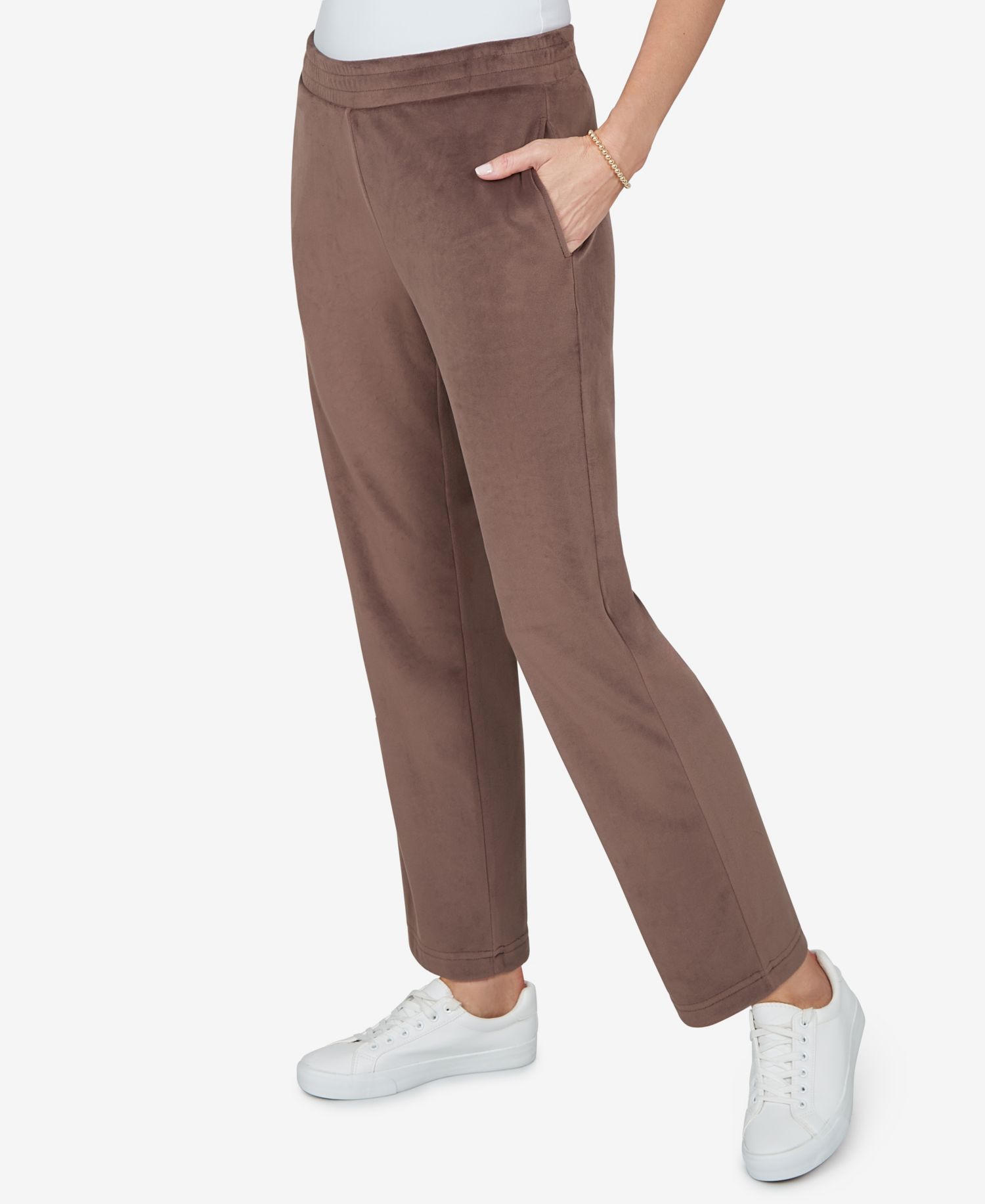 Petite Straight Pull-On Pants