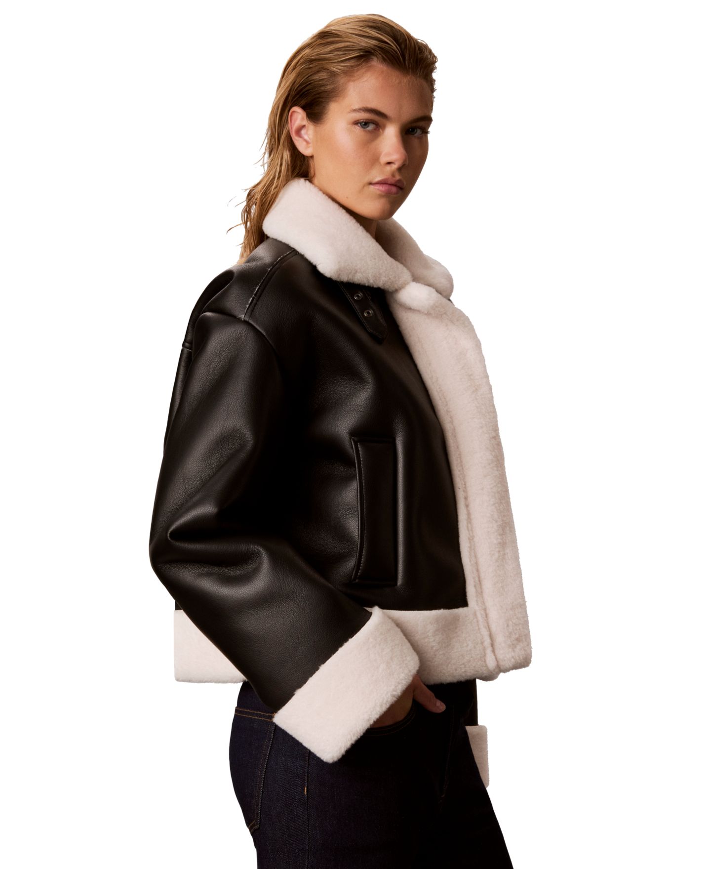 Женская куртка Calvin Klein Sherpa-Lined Faux Shearling Bomber, цвет: Чёрный — фото 2