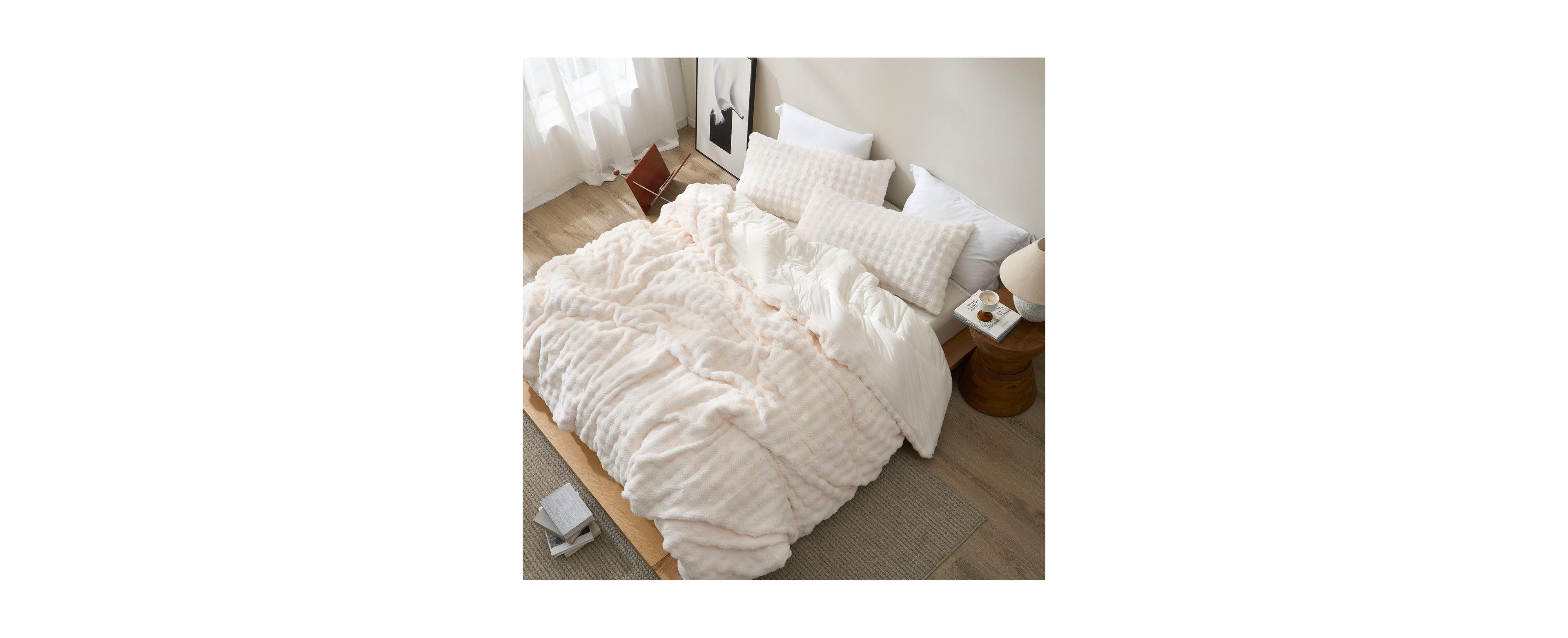 Coma Inducer Snowball Honeycomb Oversized Comforter