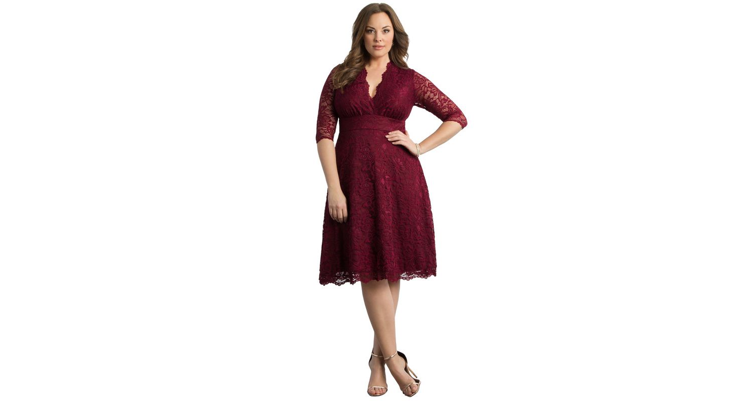 Women's Plus Size Mademoiselle Lace Cocktail Dress with Sleeves