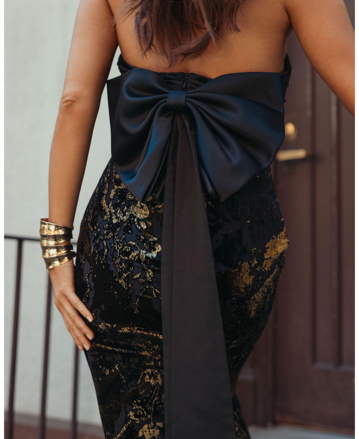 Women's Floral Velvet Strapless Gown