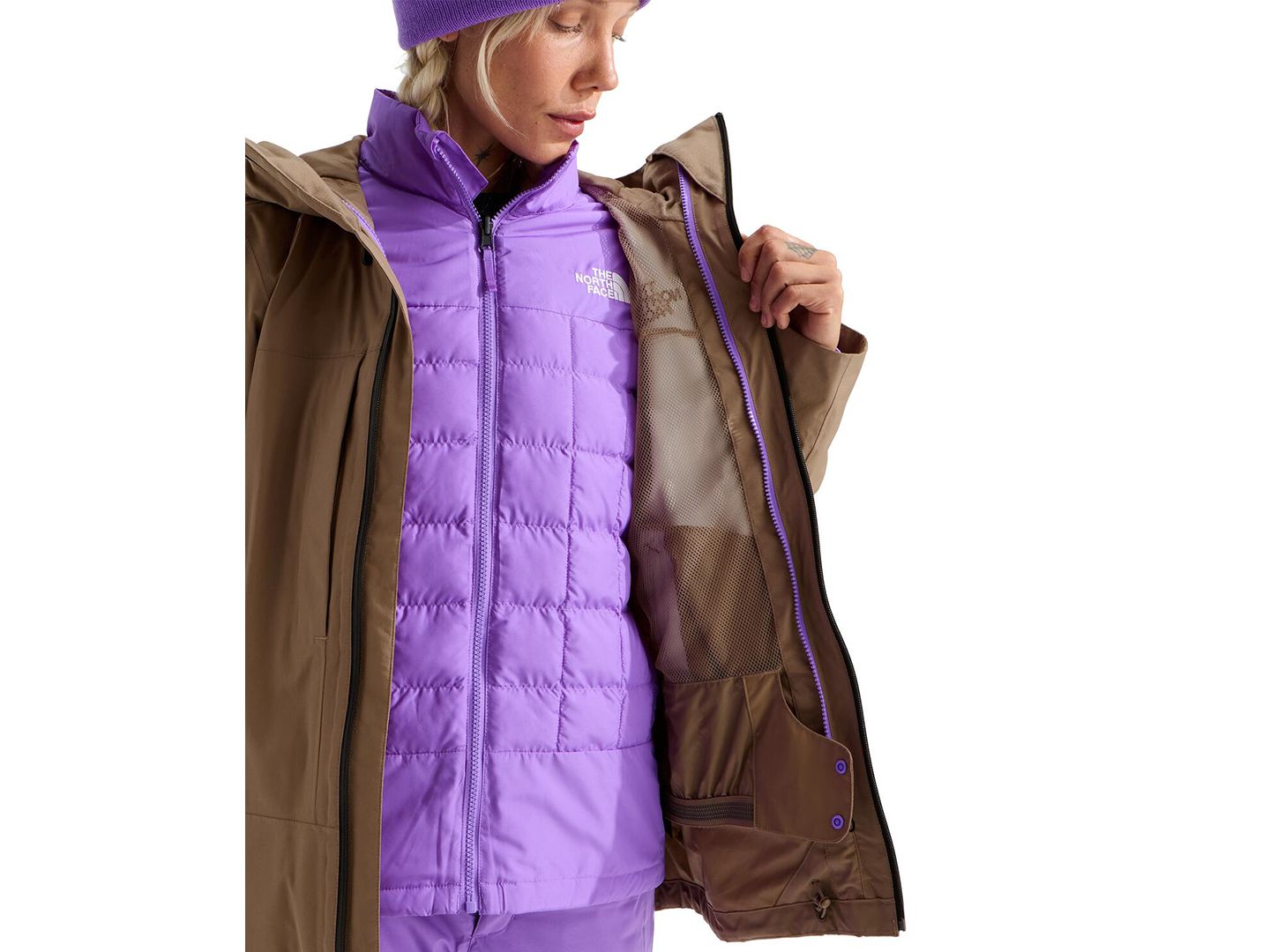 Женская куртка The North Face Thermo-Ball Snow Hooded, цвет: Бордовый — фото 19