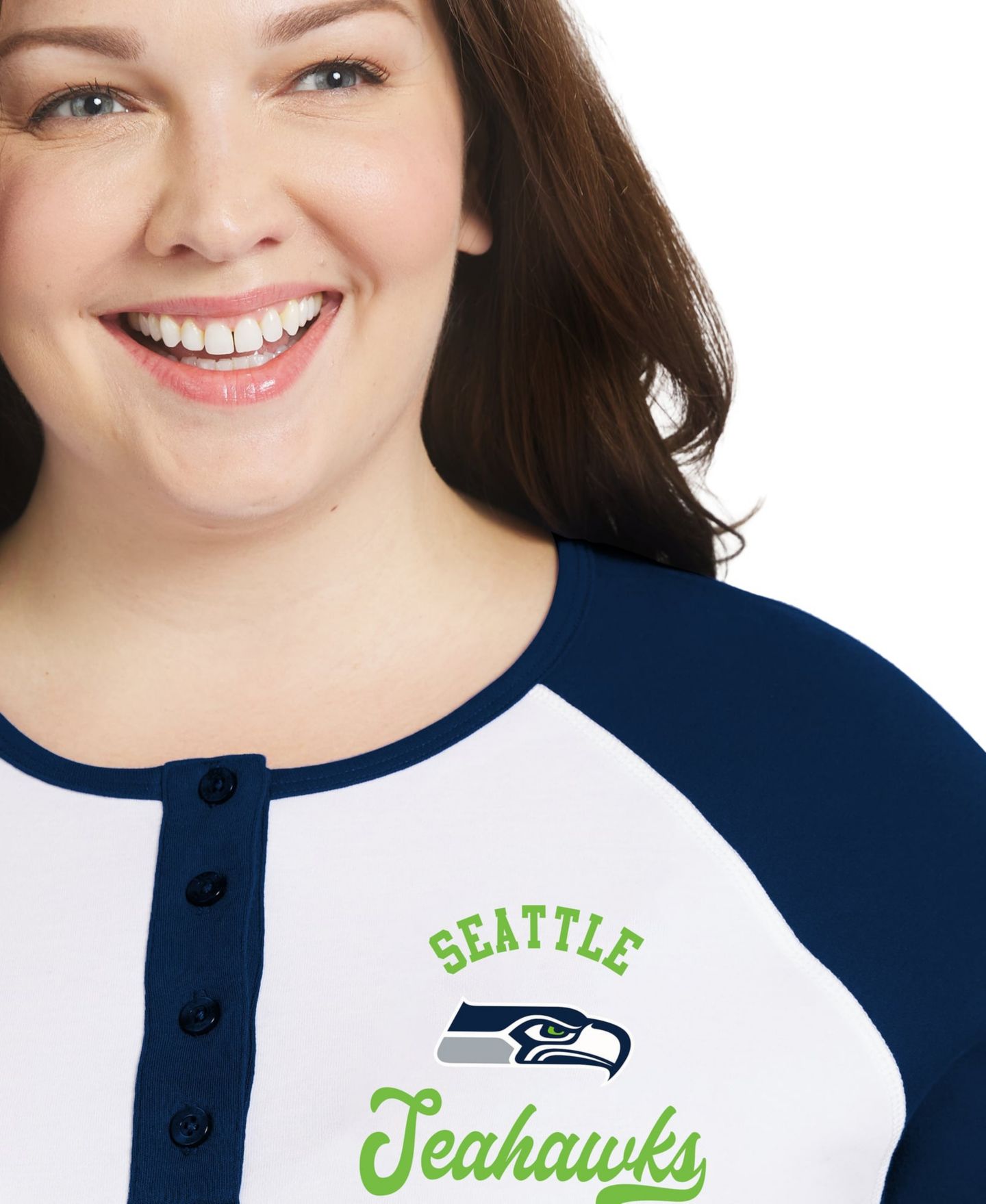Женская футболка WEAR by Erin Andrews White/College Navy Seattle Seahawks Plus Size Henley Long Sleeve Raglan — фото 2
