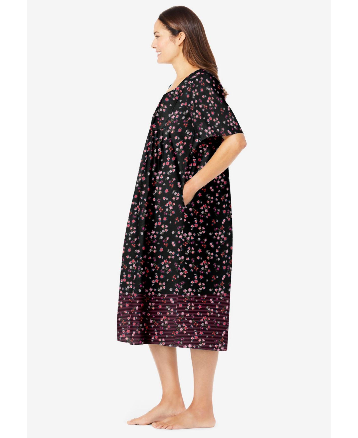 Женская футболка Only Neccessities Dreams & Co. Dreams and Co. V-Neck Short Sleeve Maxi T-Shirt Lounger, цвет: Чёрный с принтом — фото 4
