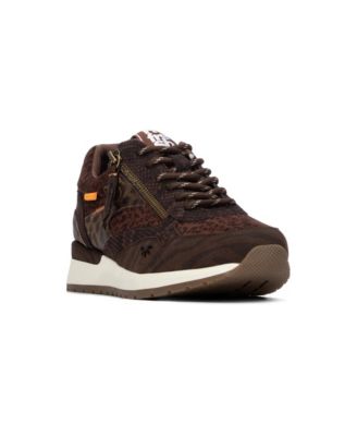 Women's Refresh Collection Padded-Insole Slip-Resistant Sneakers