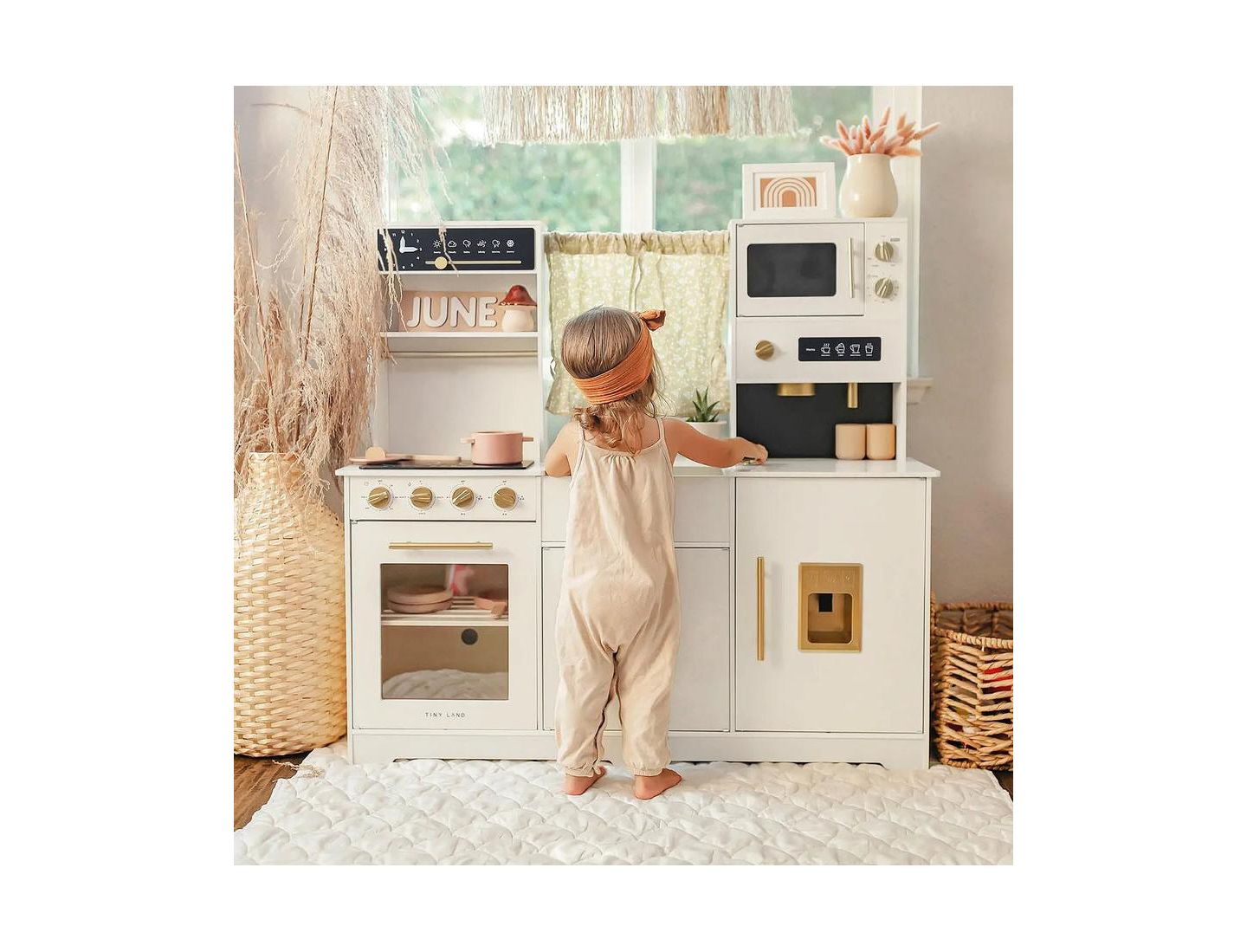 Детские игрушки Tiny Land Iconic Wooden Play Kitchen - Cream Pretend Cooking Set for Kids — фото 3